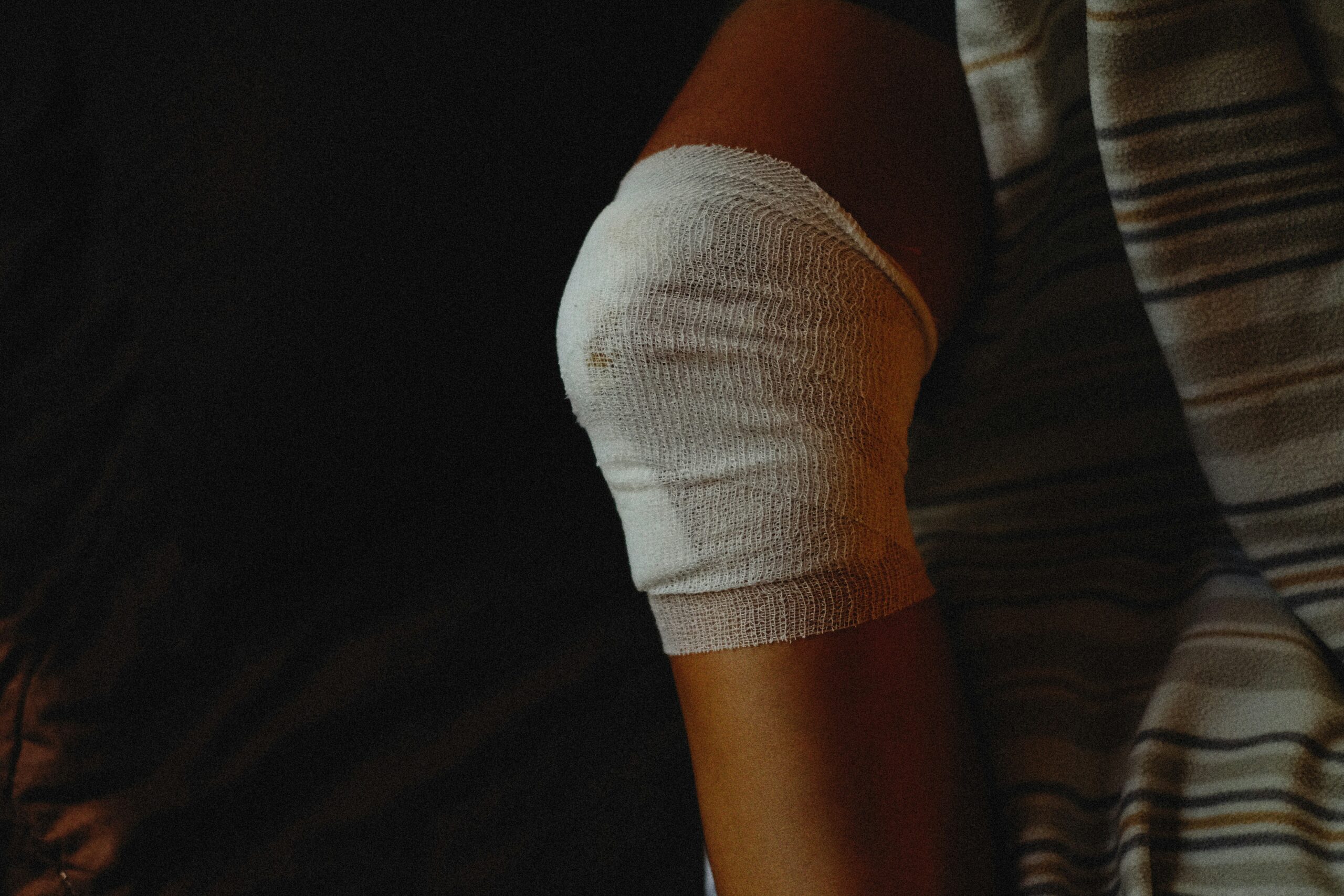Reprendre la musculation après une blessure au genou : le guide complet
